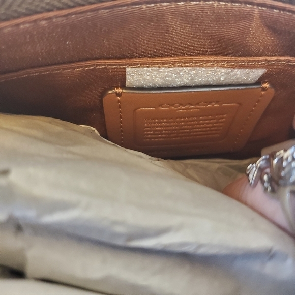 coach Jes Baguette In Signature Canvas With Coach Radial Rainbow NWT - Picture 10 of 10